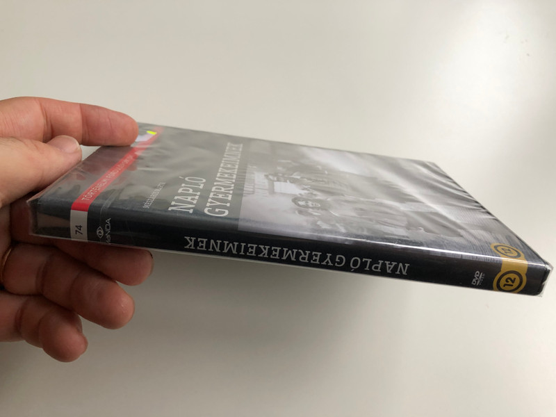 Napló gyermekeimnek DVD 1984 Diary for My Children / Directed by Mészáros Márta / Starring: Czinkóczi Zsuzsa, Anna Polony, Jan Nowicki, Szemes Mari (5999884681700)