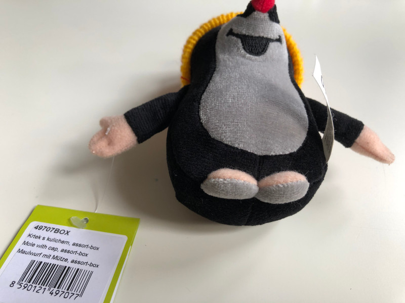 Krtek 12 cm with cap (red & yellow) Krtek 12 cm s kulichem červená se žlutou - Maulwurf und Freunde / Kisvakond és barátai - Sapkás kisvakond (piros - sárga) / Krteček / Age 0+ / česká plyšová hračka / Little Mole with cap (8590121497077)