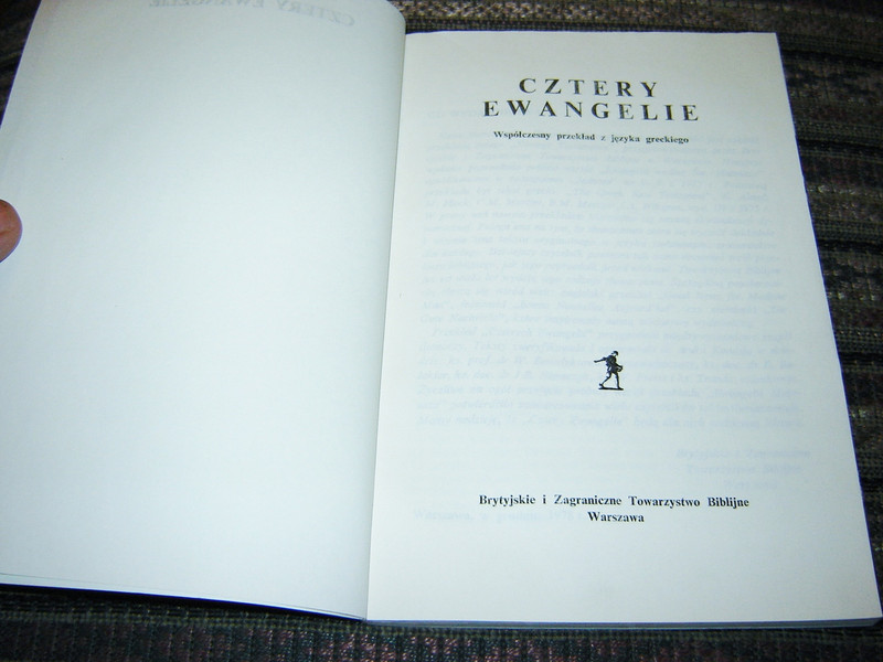 The Four Gospels in Polish with illustrations / Cztery Ewangelie Wspolczesny przeklad z jezyka greckiego