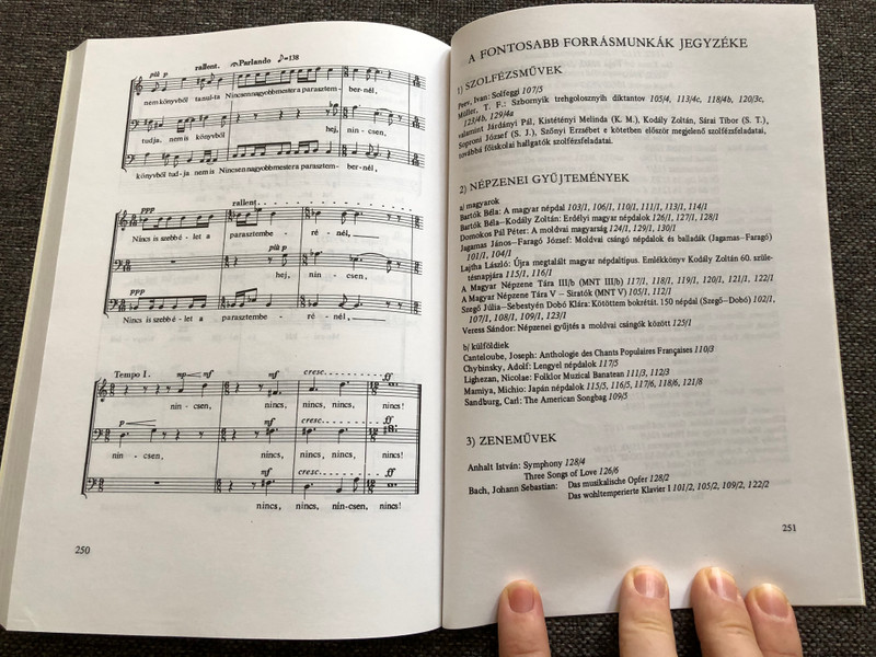 A zenei írás olvasás módszertana - Musical Reading and Writing by Szőnyi Erzsébet / Befejező kötet - final volume / Editio Musica Budapest 1979 / Z. 5542 / Paperback (9633302323)