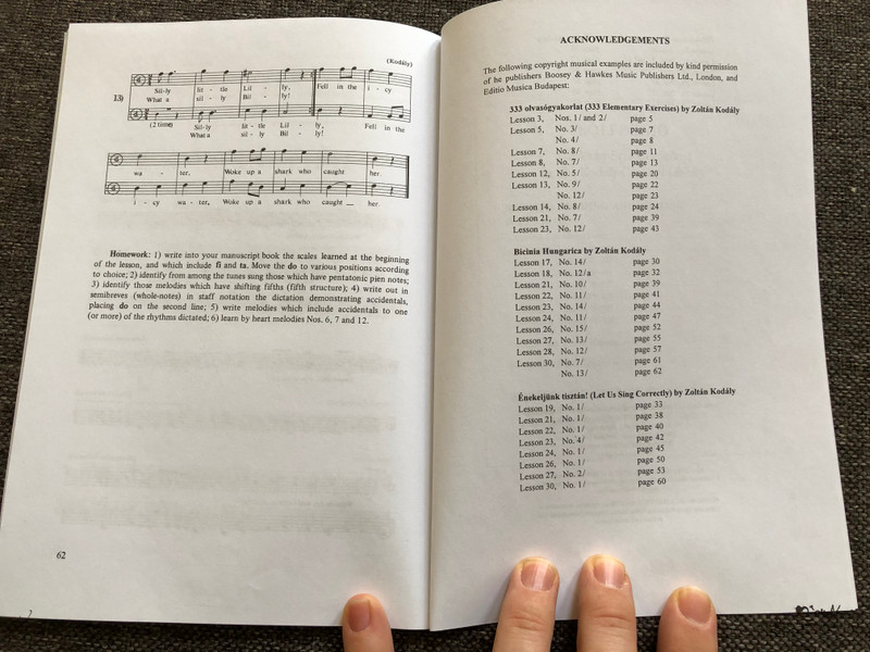 Musical Reading and Writing - Pupil's Book 1 - Lessons 1-30 by Erzsébet Szőnyi / Editio Musica Budapest Z.6718 / The Kodály Concept Library / Paperback (9790080067185)