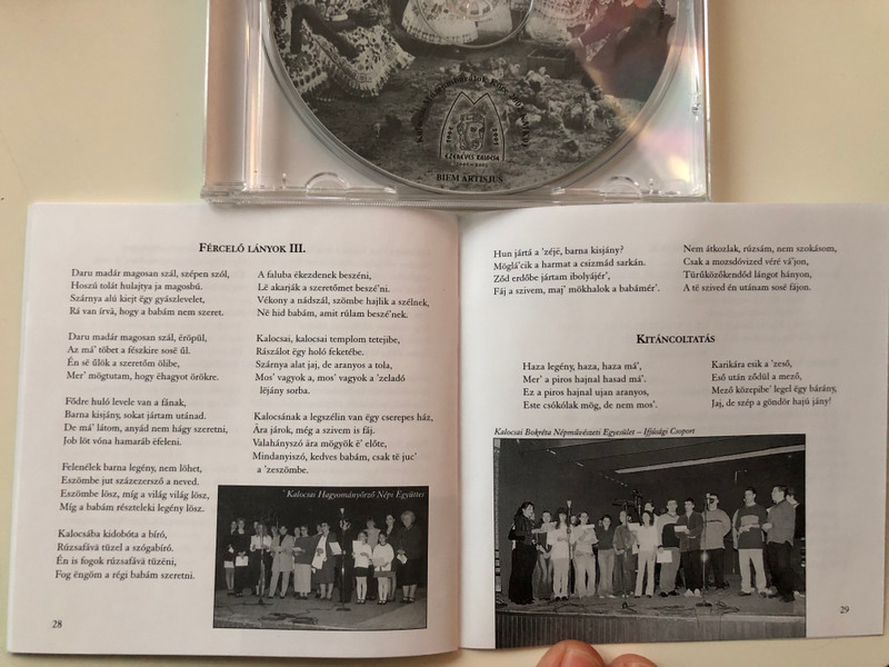 Kalocsai Kiskocsmában (Vasárnap Este A Bálban) / In A Little Pub Of Kalocsa (Sunday Evening Dance Party) = In Kalocsaer Kneipe (Am Sonntag Abend Im Ball) / Kalocsai Múzeumbarátok Köre ‎Audio CD 2002 / KMK01