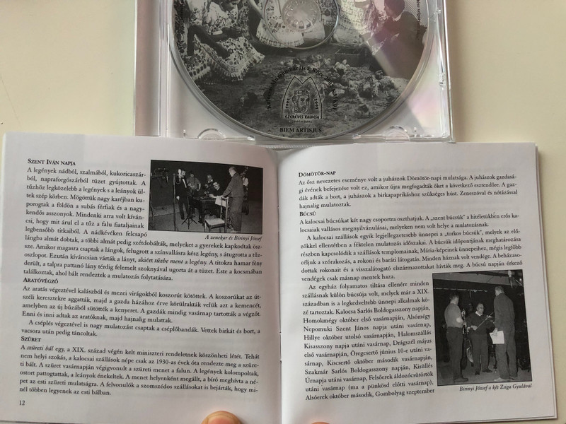 Kalocsai Kiskocsmában (Vasárnap Este A Bálban) / In A Little Pub Of Kalocsa (Sunday Evening Dance Party) = In Kalocsaer Kneipe (Am Sonntag Abend Im Ball) / Kalocsai Múzeumbarátok Köre ‎Audio CD 2002 / KMK01