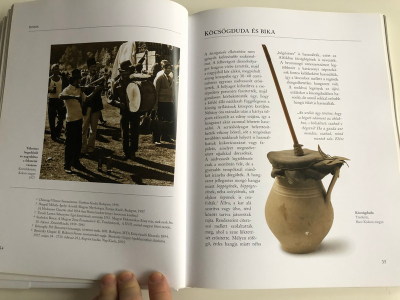 Magyar Népi hangszerek by Mandel Róbert / Kossuth Kiadó 2008 / Paperback / Hungarian Folk (National) Music Instruments (9789630957434)
