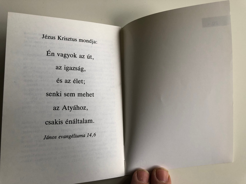 Út az örök hazába by Hermann Christen / Hungarian edition of Auf dem Weg zur ewigen Heimat / Primo kiadó - Evangéliumi kiadó / The Way to the Eternal Home - Hungarian gospel booklet (9637838139) 