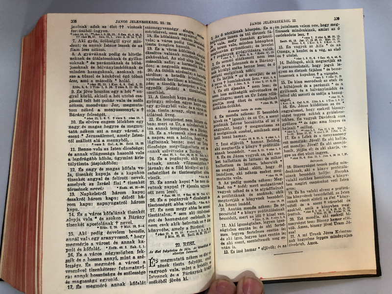 Szent Biblia - Hungarian Karoli Bible / Az eredeti szöveggel egybevetett és átdolgozott kiadás / Magyar Református Egyház 1965 / Hardcover HunKAR / Károli-biblia (HunKaroliBible1965)