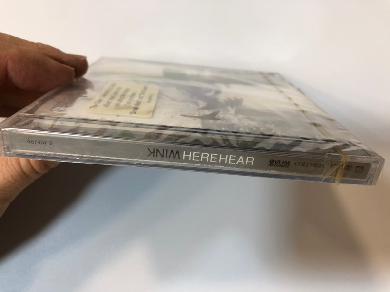 Wink ‎– Herehear / The Ovum Recordings debut album from Josh Wink. Including the tracks: ''are you there...'', ''Simple Man'' and ''Sixth Sense'' / Ovum Recordings Audio CD 1998 / 487407 2