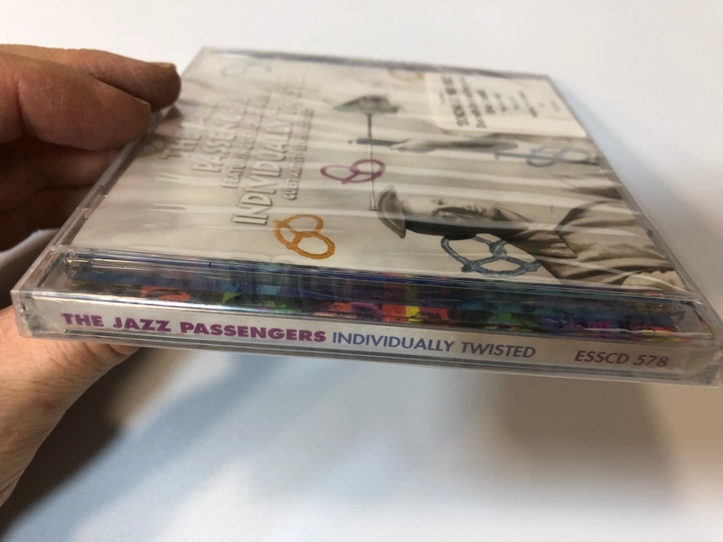 The Jazz Passengers Featuring Deborah Harry , Guest Artist Elvis Costello ‎– Individually Twisted / Featuring ''Doncha Go 'Way Mad'', Duet With Deborah Harry / Castle Communications ‎Audio CD 1997 / ESSCD 578