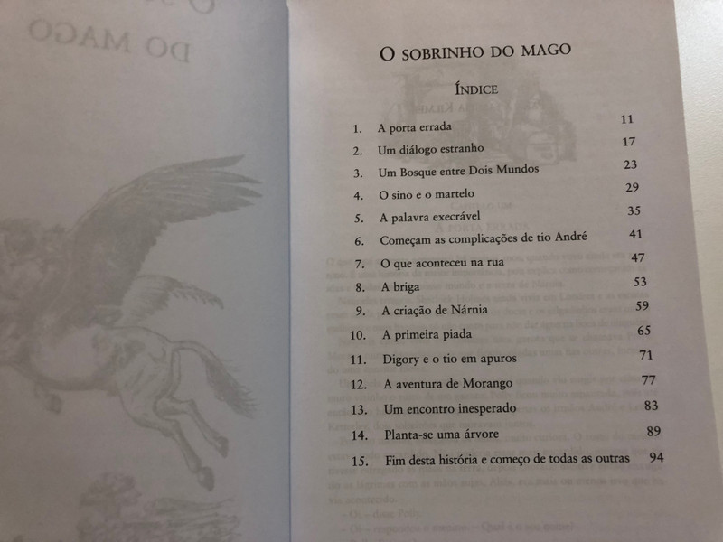 As Cronicas de Nárnia by C. S. Lewis / Portuguese edition of The Complete Chronicles of Narnia / Com ilustracoes de - With Illustrations by Pauline Baynes / Paperback / Martins Fontes 2011 / Translated by Paulo Mendes Campos, Siléda Steuernagel (9788578270698)