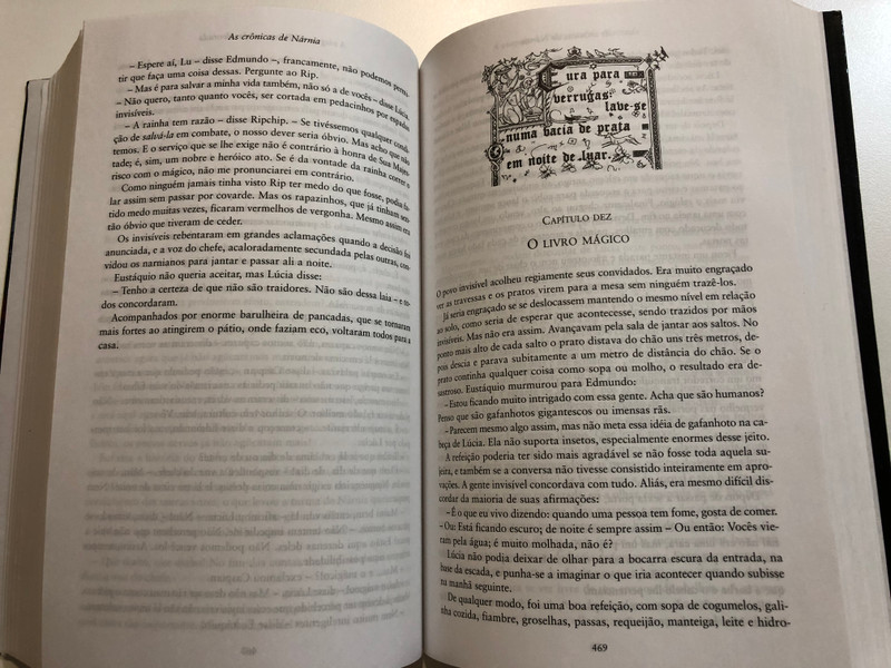 As Cronicas de Nárnia by C. S. Lewis / Portuguese edition of The Complete Chronicles of Narnia / Com ilustracoes de - With Illustrations by Pauline Baynes / Paperback / Martins Fontes 2011 / Translated by Paulo Mendes Campos, Siléda Steuernagel (9788578270698)