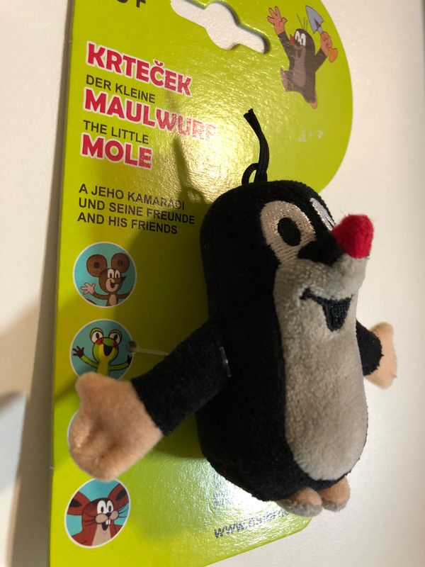 Krtek - Little Mole 8cm with eyelet / Krteček s poutkem / Maulwurf 8cm mit Aufhänger / Kisvakond 8 cm fűzőlyukkal / 35908Z / Ages 0+ (8590121359085)