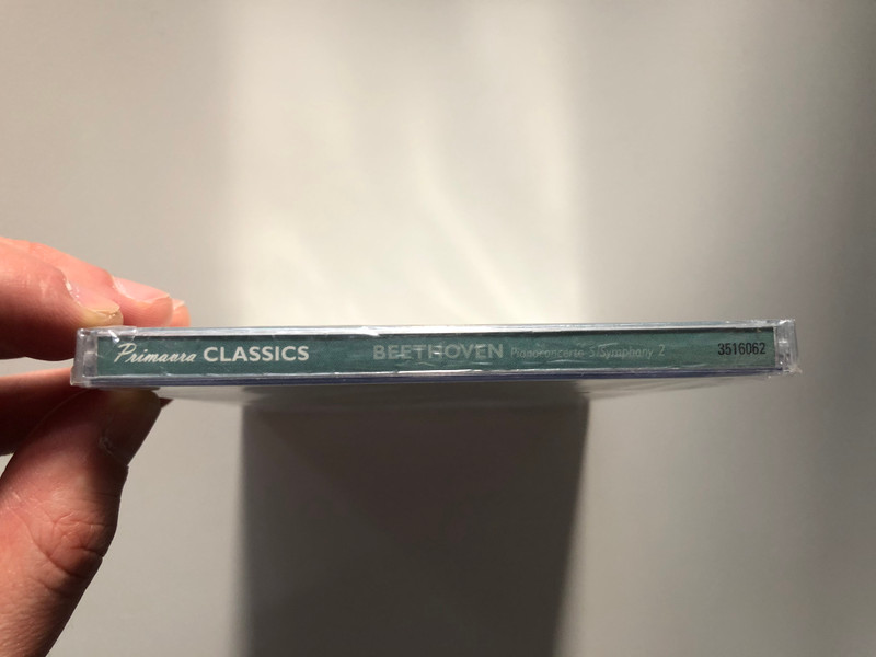 Primavera Classics / Beethoven - Symphony No 2, Pianoconcerto No 5 / Elisabeth Ganter, Alexander Pervomaisky, London Philharmonic, Alberto Lizzio / LMM Audio CD 2006 / 3516062