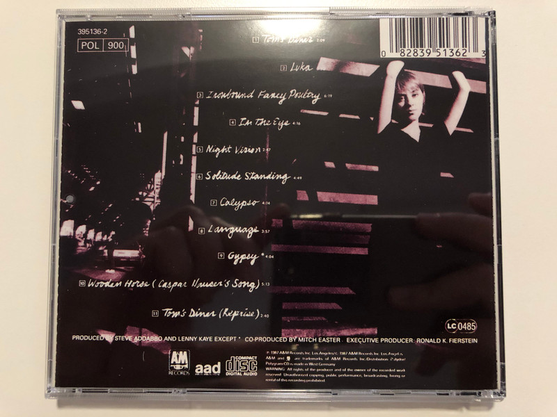 Suzanne Vega – Solitude Standing / A&M Records Audio CD 1987 / CD 395136-2 (082839513623)