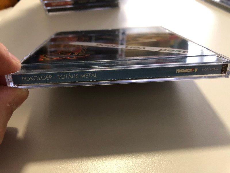 Pokolgép – Totális Metál / Hungaroton Audio CD 2003 / HCD 37023