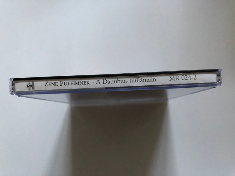 Zene Füleimnek - A Danubius Hullámain / Charlie -Somló, Bon - Bon, Animal Cannibals, Dukk 'n' Dakk, UFO, T.N.T., V.I.P., Császár Előd, Carpe Diem, Happy Gang, Erica C. + Robby D., Irigy Hónaljmirigy / Magyar Rádió Audio CD 1997 / MR 024-2