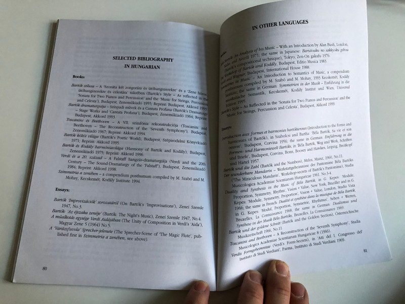 Toscanini and Beethoven by Ernő Lendvai / The Reconstruction of the 'Seventh Symphony' / Akkord Music Publishers / Paperback (9639255017)