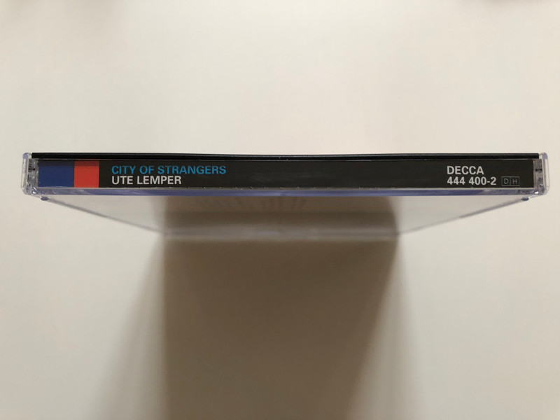 Ute Lemper – City Of Strangers / Songs by Sondheim, Prevert... / Arranged by Bruno Fontaine / Decca Audio CD 1995 Stereo / 444 400-2