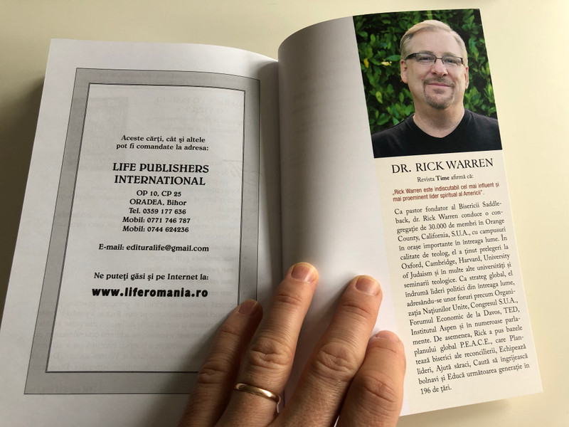 Viata Condusă De Scopuri by Rick Warren / Romanian translation of Purpose-driven Life / What on Earth Am I Here For? / De ce Sunt Pe acest Pământ? / Life Publishers / Paperback 2014 (9789737908803)