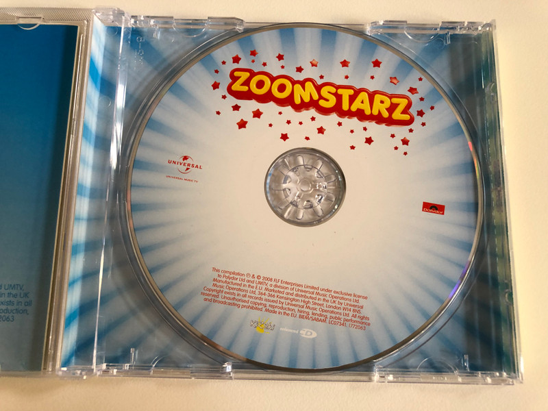 Zoomstarz / Sing Along To Your Favourite Songs - Call The Shots, Grace Kelly, Wow, Shine, And Lots More / This CD also plays Karaoke on your computer / Polydor Audio CD 2008 / 1772063