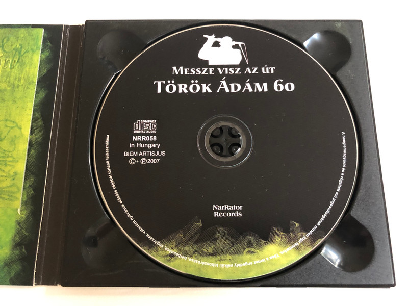 Torok Adam 60 es a Mini: Messze visz az ut / Nemeth Karoly, Koves Miklos, Paroczai Attila, Zavodi Janos, Gyorgy Akos, Huszar Endre, Tarjan Zsolt, Borsodi Laszlo, Toth-Bagi Csaba, Horvath Mihaly / NarRator Records Audio CD 2007 / NRR058