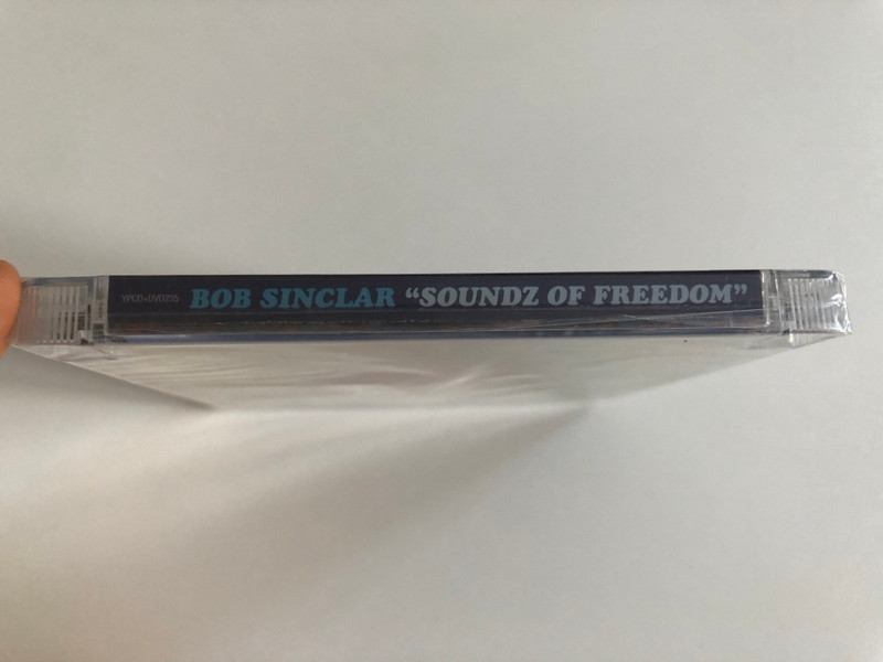 Bob Sinclar - ''Soundz Of Freedom'' - 14 Exclusive Remixes, 6 Unreleased / Including the hit singles: Sound of Freedom, Fireball ''What I Want'', Rock This Remix 2007 & Together... / Yellow Productions Audio CD + DVD 2007 / YPCD+DVD235