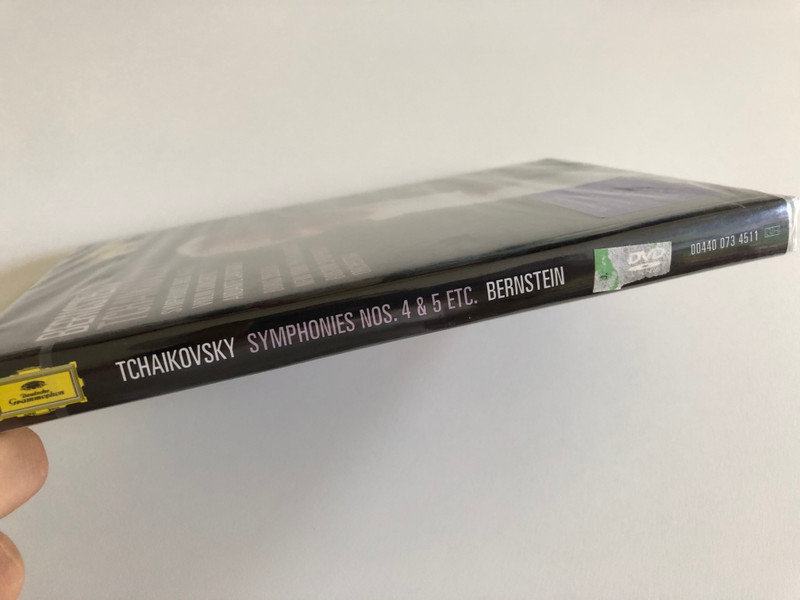 Bernstein - Tchaikovsky: Symphonies 4 & 5 / Directors: Humphrey Burton / DVD / Made in the EU (044007345115)