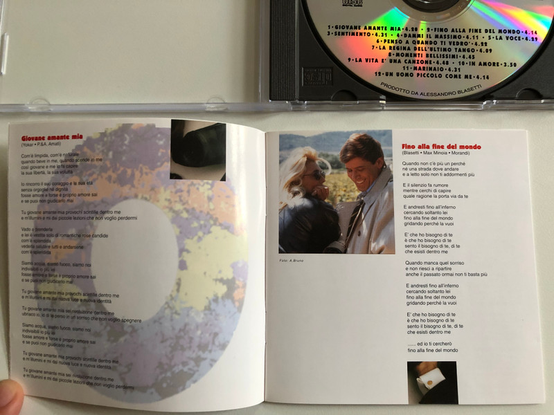 Morandi / Contiene Nuove Versioni Di La Regina Dell'Ultimo Tango, Giovane Amante Mia, Sentimento / Penguin Audio CD 1996 / 74321430872