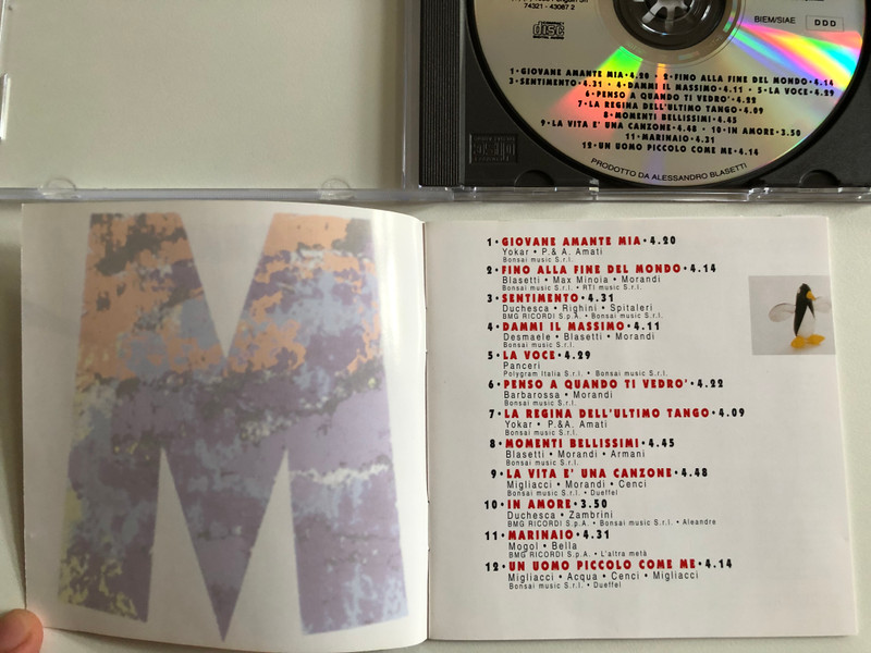 Morandi / Contiene Nuove Versioni Di La Regina Dell'Ultimo Tango, Giovane Amante Mia, Sentimento / Penguin Audio CD 1996 / 74321430872