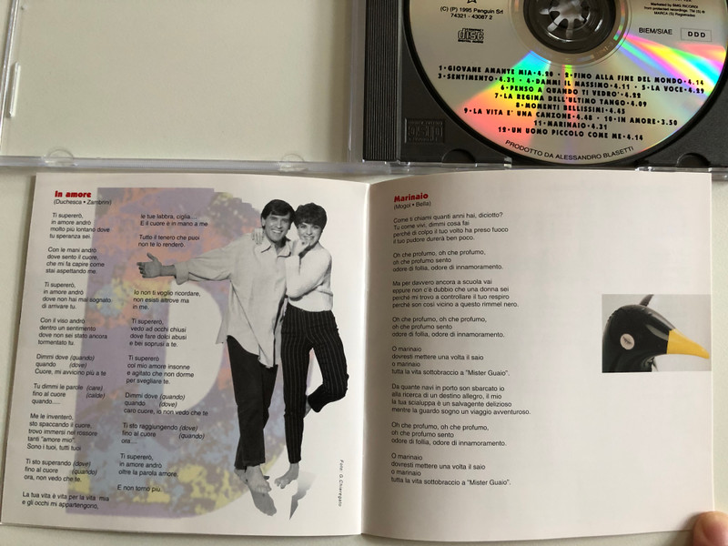 Morandi / Contiene Nuove Versioni Di La Regina Dell'Ultimo Tango, Giovane Amante Mia, Sentimento / Penguin Audio CD 1996 / 74321430872
