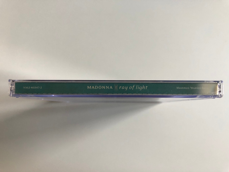 Madonna – Ray Of Light / Maverick Audio CD 1998 / 9362-46847-2