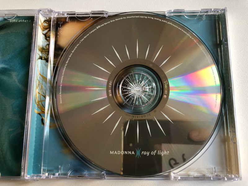 Madonna – Ray Of Light / Maverick Audio CD 1998 / 9362-46847-2