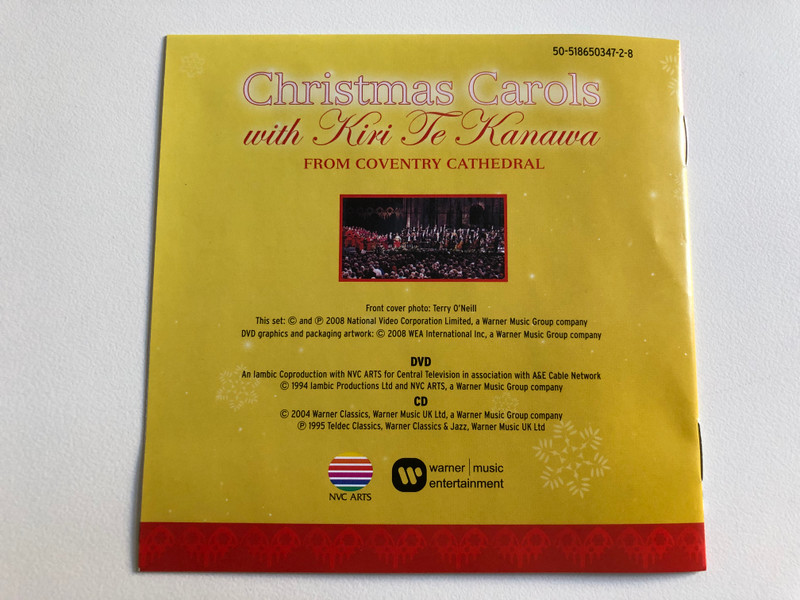 Christmas Carols with Kiri Te Kanawa / The audio recording on CD, with the concert on DVD / Warner Classic Audio CD + DVD CD 2004 / 50-518650347-2-8