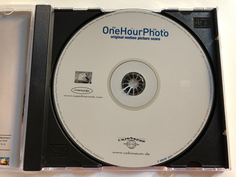 One Hour Photo (Original Motion Picture Score) - Music by Reinhold Heil & Johnny Klimek / Colosseum Audio CD 2002 / CST 8088.2