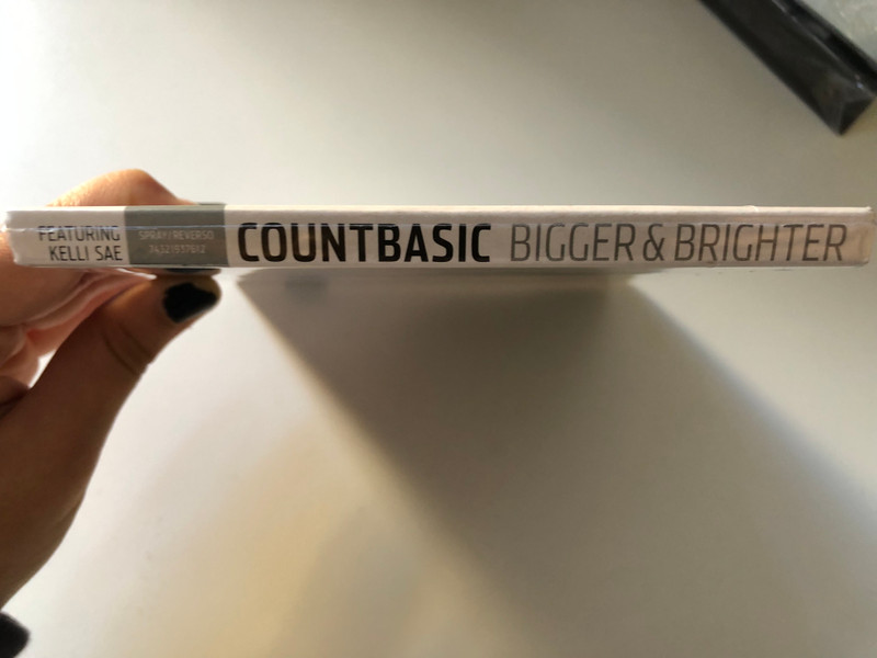 Count Basic – Bigger & Brighter - Featuring Kelli Sae / Spray Records Audio CD 2002 / 74321937612