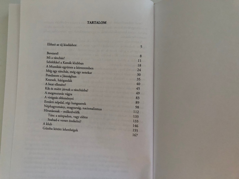 Táncház by Siklós László / Hungarian traditional folk dance houses / Timp kiadó 2006 / Hardcover (9639614106)