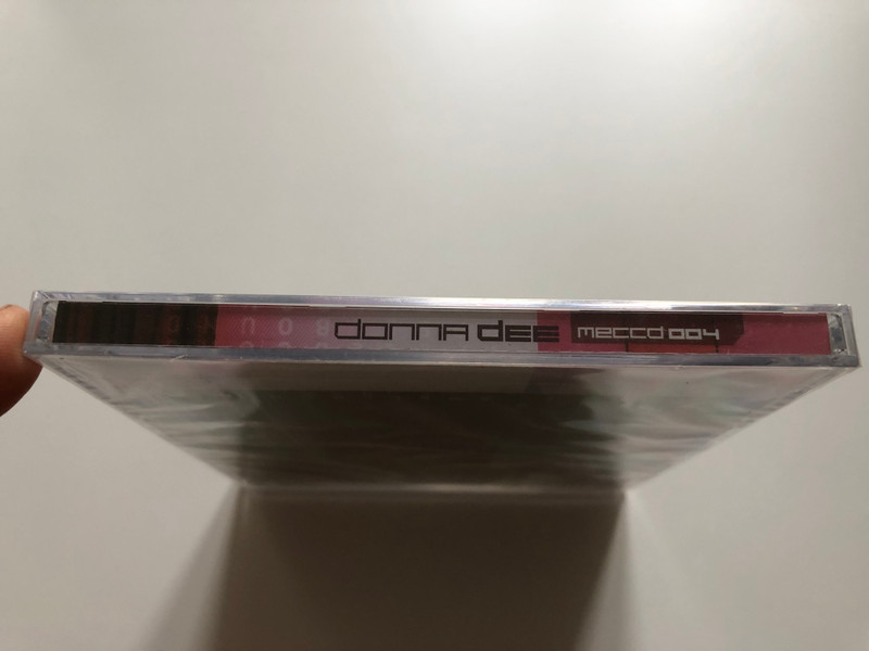 Donna Dee – Spellbound / Includes Missin' U and Clock The Dough / Mecca Recordings Audio CD 1998 / meccd 004