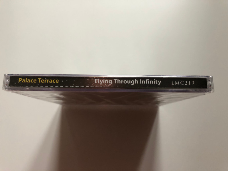 Palace Terrace – Flying Through Infinity / Lion Music Audio CD 2007 / LMC 219