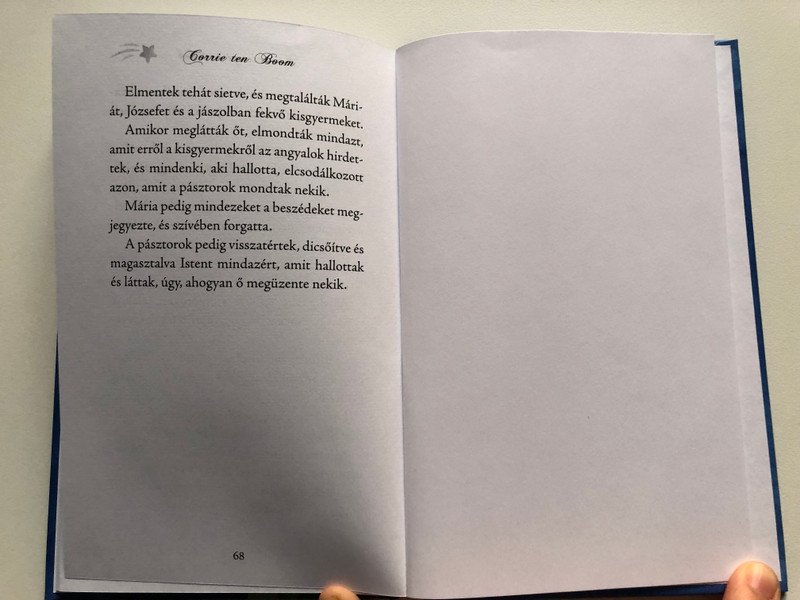 Karácsonyi emlékek by Corrie Ten Boom / Hungarian edition of Corrie's Christmas Memories / Hardcover / Keresztyén Ismeretterjesztő Alapítvány 2021 / Illustrations by Herrmann Hanna (9786155446696)