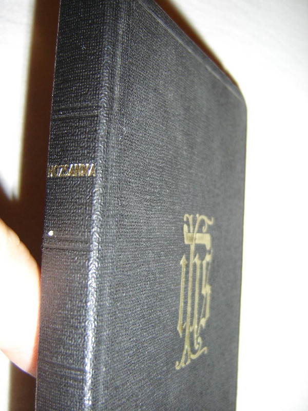 Hungarian Catholic Hymnal from 1948 / Hozsanna! Teljes Kottás Katolikus Ima és Énekeskönyv