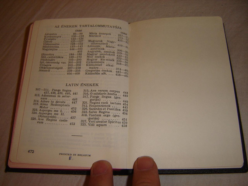 Hungarian Catholic Hymnal from 1948 / Hozsanna! Teljes Kottás Katolikus Ima és Énekeskönyv