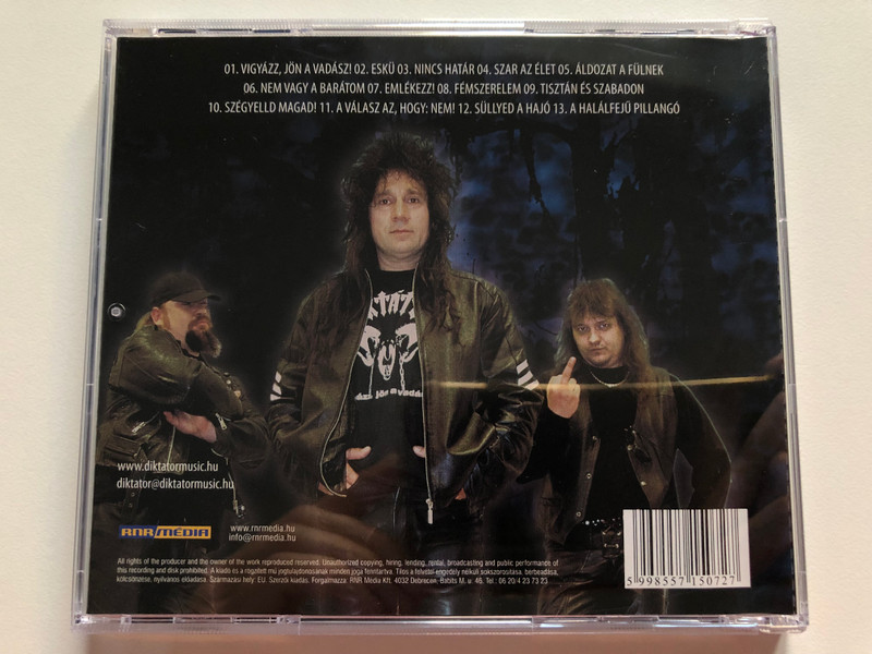 Diktátor – Vigyázz, Jön A Vadász!  Not On Label Audio CD 2005