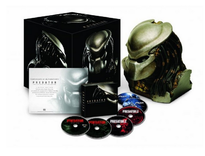 Predator Bust Head with 6 DVDs Box Set / Designed by Sideshow Collectables / Size: 13.5 inches 