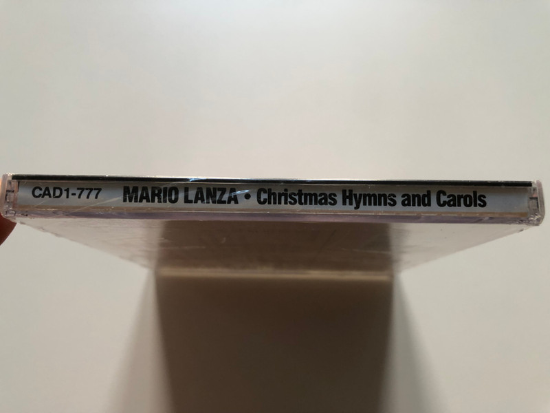 Mario Lanza – Christmas Hymns And Carols / The First Noel, O Little Town Of Bethlehem, O Holy Night, and more! / RCA Camden Classics Audio CD / CAD1-777