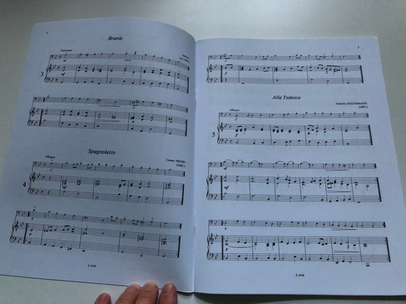 Violoncello Music 2, Easy concert pieces in first position / Edited by Lengyel Endre, Pejtsik Árpád / Editio Musica Budapest Zeneműkiadó / 1973 / Gordonkamuzsika 2 Könnyű előadási darabok első fekvésben / Közreadta Lengyel Endre, Pejtsik Árpád (9790080067482)