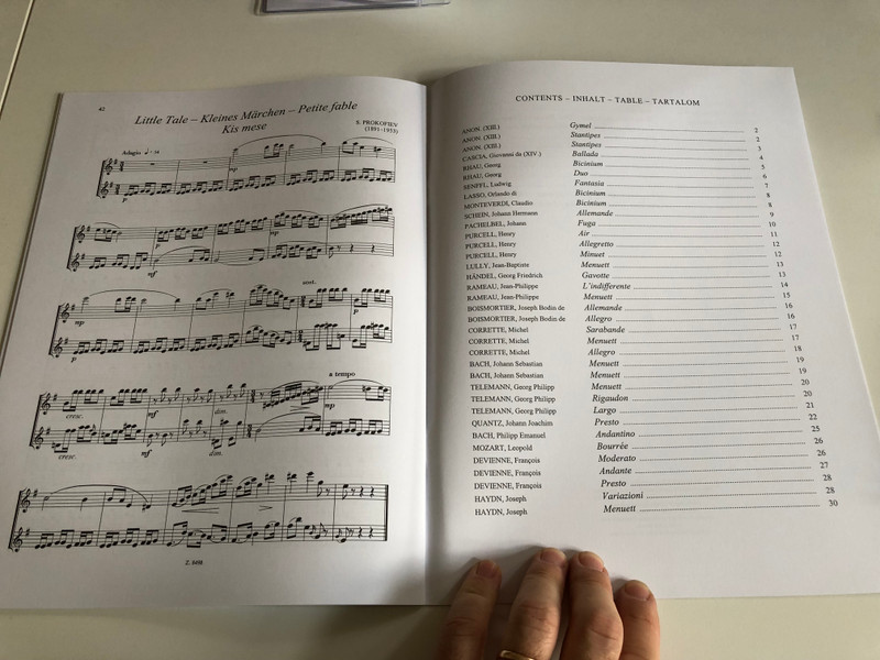 Flute Duos for Beginners 1  Edited by Csupor László  Editio Musica Budapest Zeneműkiadó  1978  Fuvoladuók kezdők számára 1  Közreadta Csupor László (9790080084984)