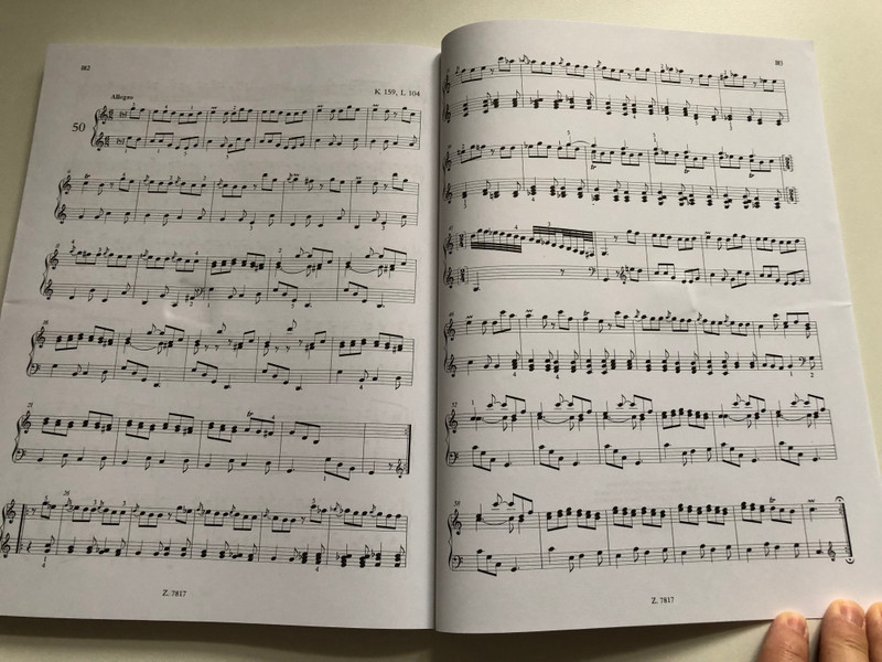  Scarlatti, Domenico 200 Sonate per clavicembalo (pianoforte) 1 Parte prima (No. 1-50)  Edited by Balla György  Editio Musica Budapest Zeneműkiadó  1977