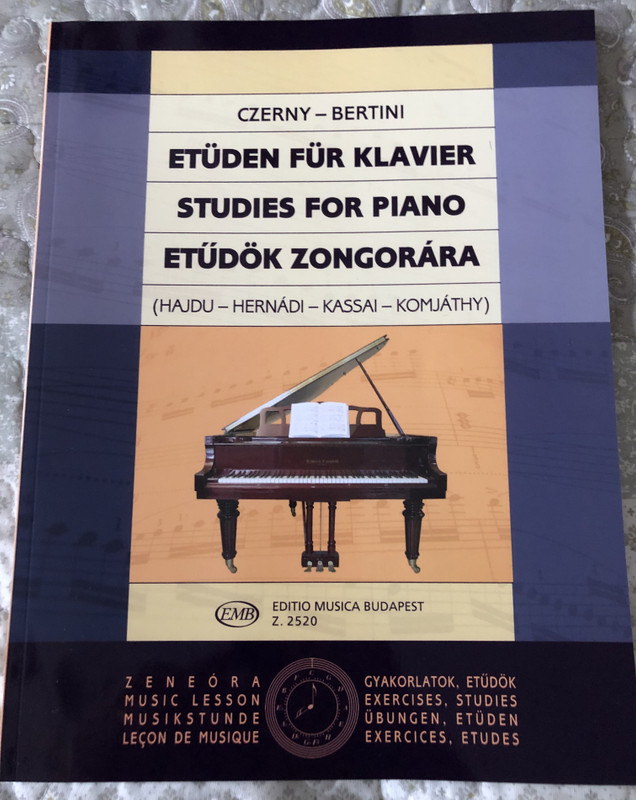 Czerny, Carl, Bertini, Henri Studies for Piano  Compiled by Hajdu Anna, Komjáthy Aladárné, Kassai Mária, Hernádi Zsuzsa  Editio Musica Budapest Zeneműkiadó  1957  Czerny, Carl, Bertini, Henri Etűdök zongorára (9790080025208)
