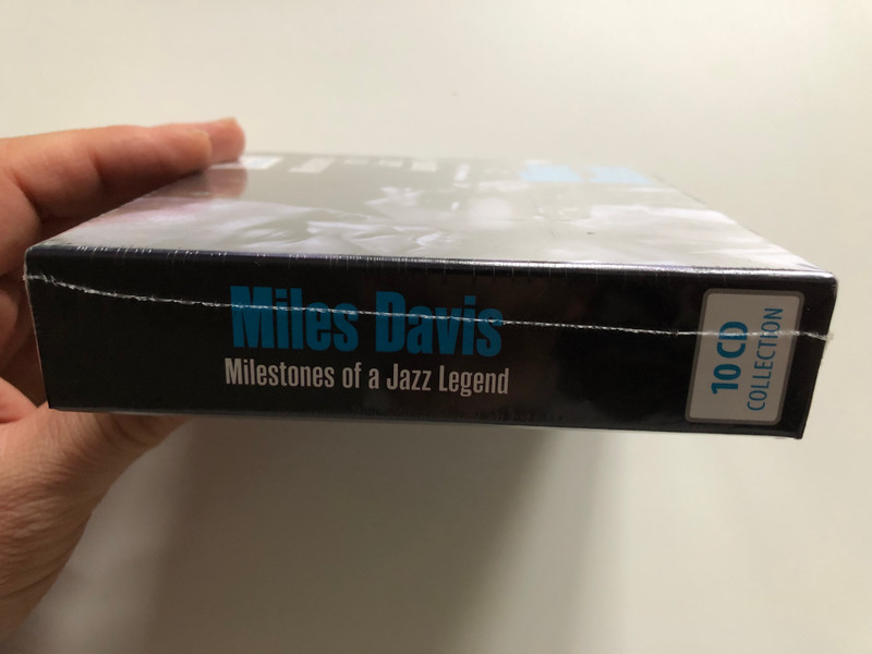 Miles Davis – Milestones Of A Jazz Legend / Documents 10x Audio CD, Box Set / 600299
