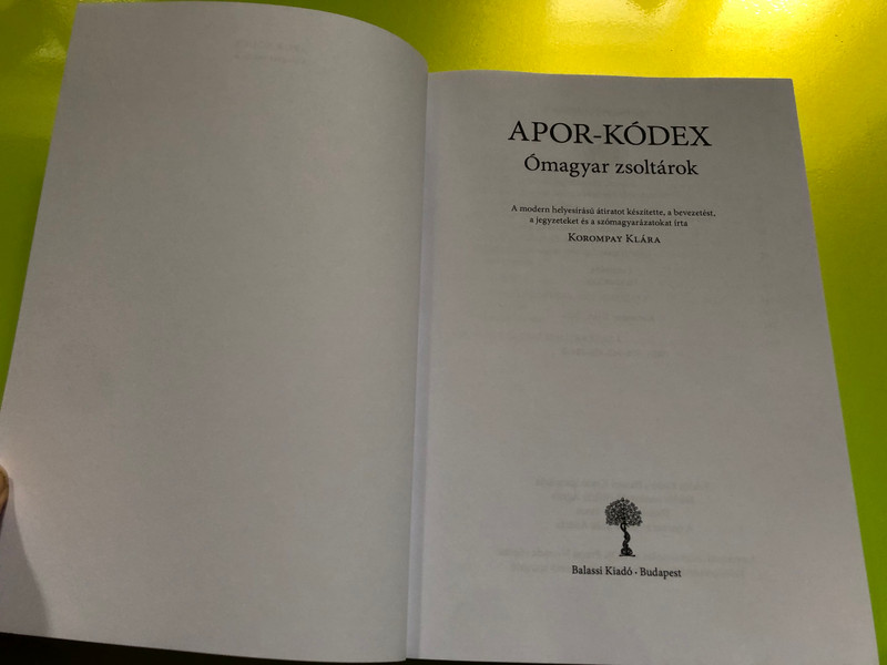 Apor-kódex - Ómagyar Zsoltárok by Korompay Klára / Balassi Kiadó 2021 / Paperback / Ancient Hungarian Psalms (9789634561040)