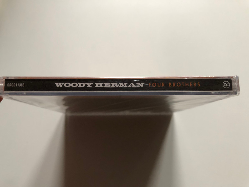 Woody Herman – Four Brothers (The Thundering Herds 1945-1947) / Featuring: Shorty Rogers, Pete Candoli, Bill Harris, Stan Getz, Zoot Sims, Serge Chaloff, Jimmy Rowles, Chuck Wayne, Chubby Jackson / Definitive Records Audio CD 2008 / DRCD11383